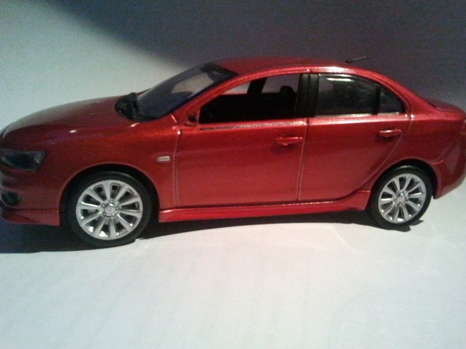 Міні Mitsubishi Lancer X 1