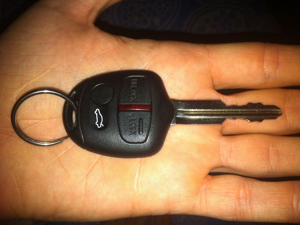 Потрібна порада. Виготовлення викидного ключа Lancer X 2