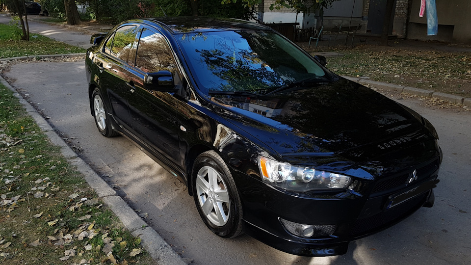 Покраска бамперов и полирувка кузова Lancer X 1