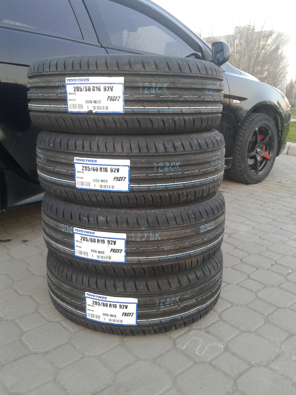 Переобулся в лето. TOYO proxes cf2 205/60/R16. 1