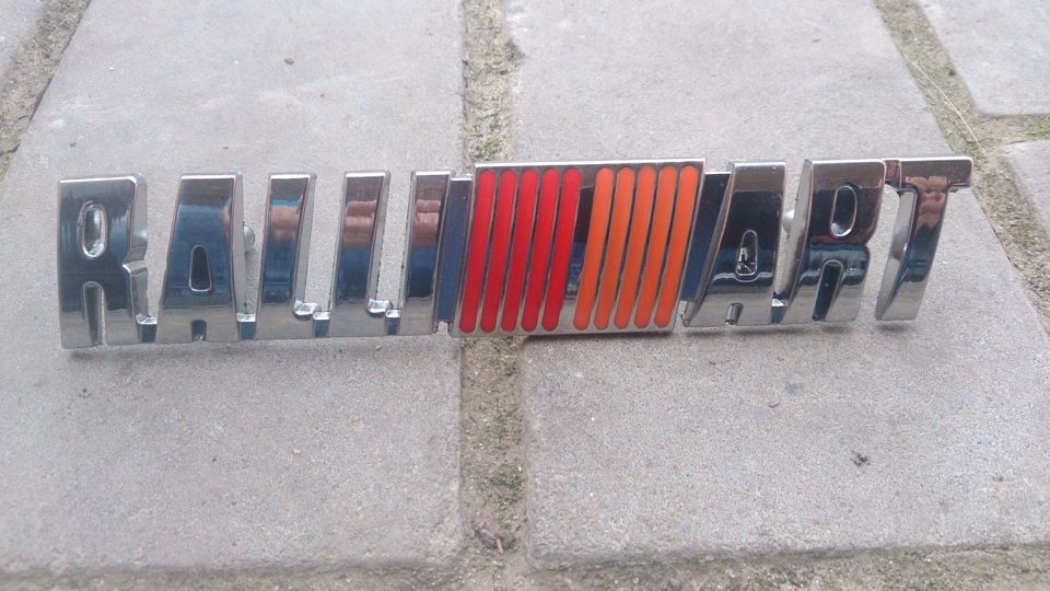 Емблемка Ralliart ))) 1