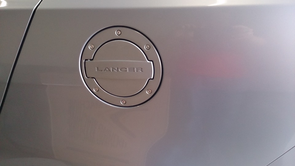 Fuel Door 3
