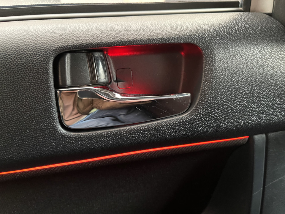 Підсвічування салону Ambient Light в Lancer X 4