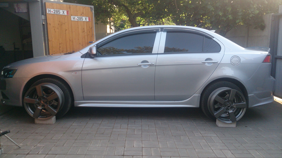 Фарбування дисків _ Аут XL R 18 _ 1