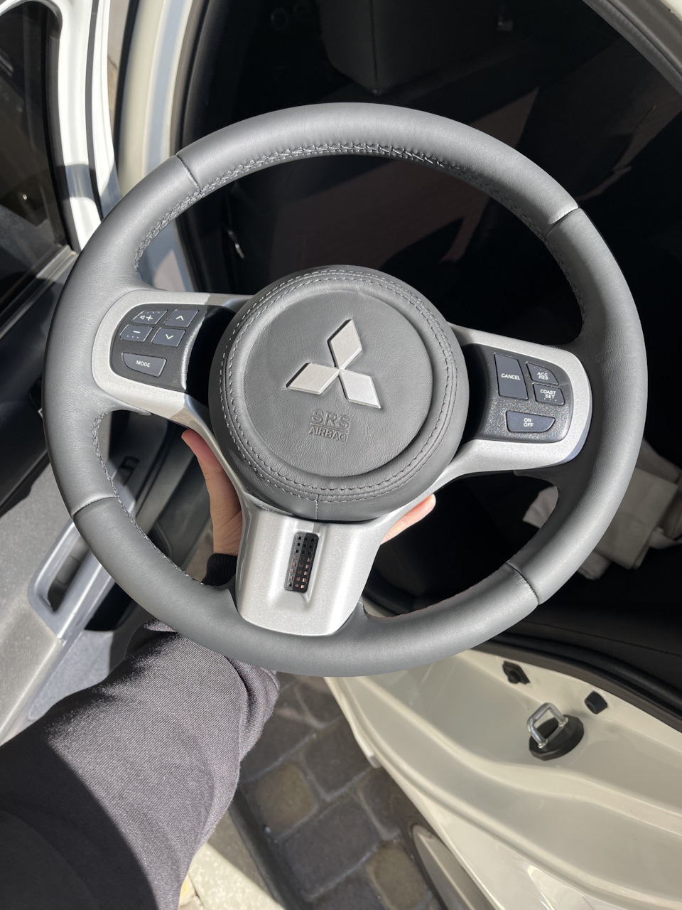 Руль EVO X 3