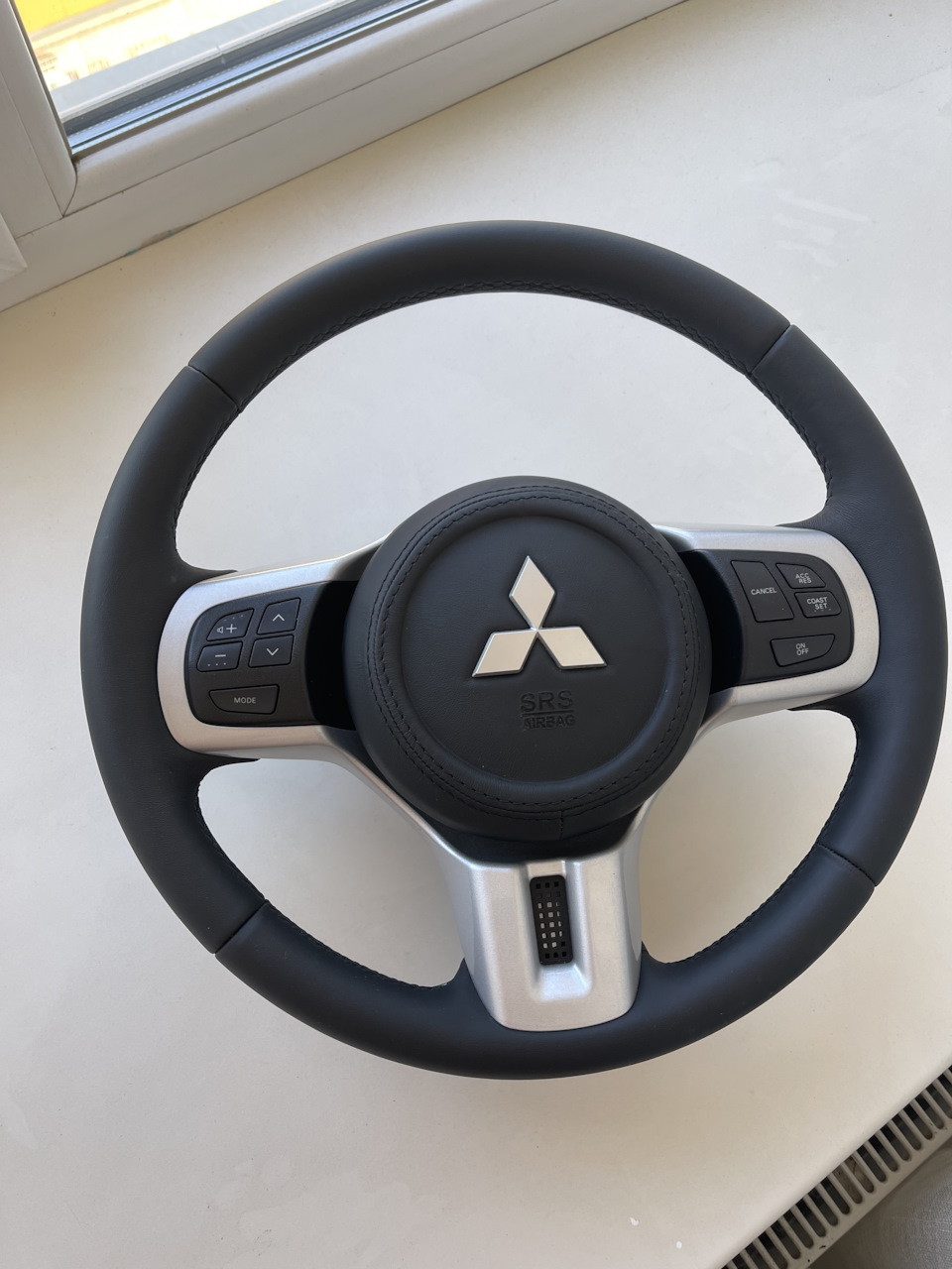 Руль EVO X 4