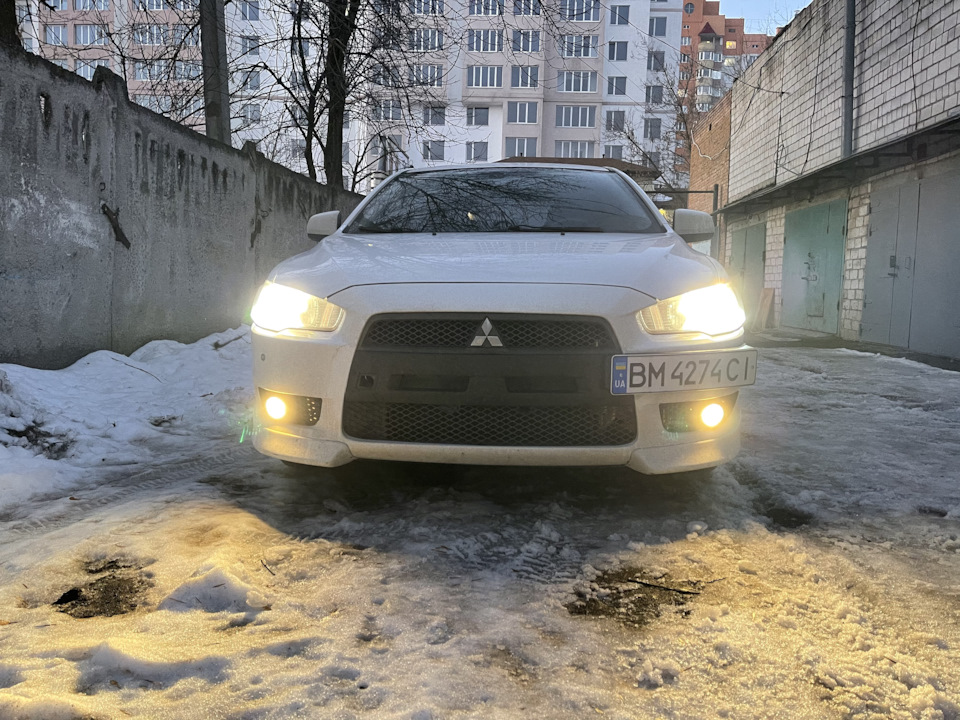 Установка подіуму номерного знака та ніздрі в стилі EVO + накладка задній бампер 1