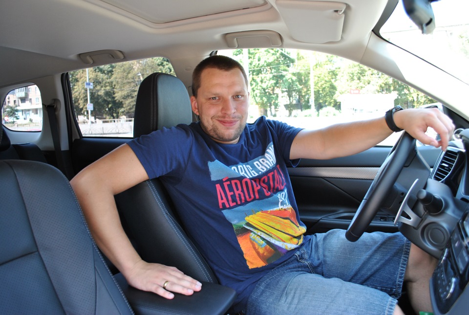 Журнал Автоцентр вдається до думок експертів! 3