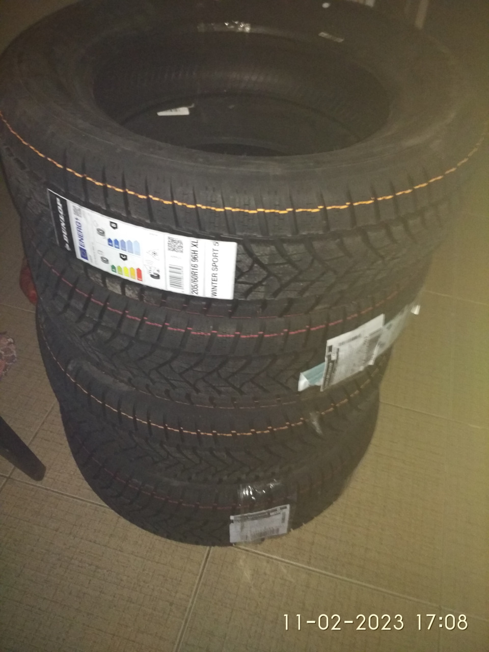Нові зимові капці Dunlop 3