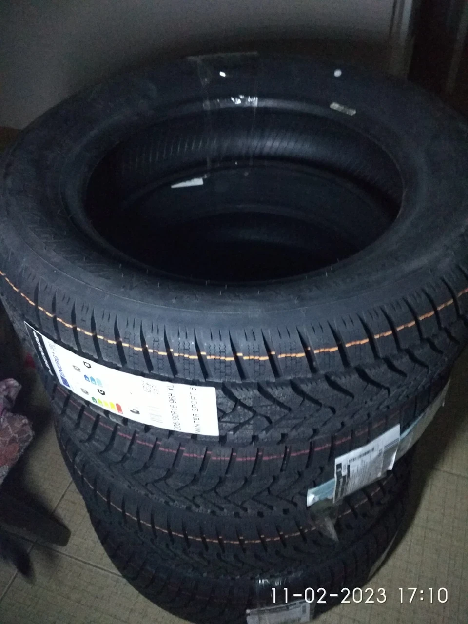 Нові зимові капці Dunlop
