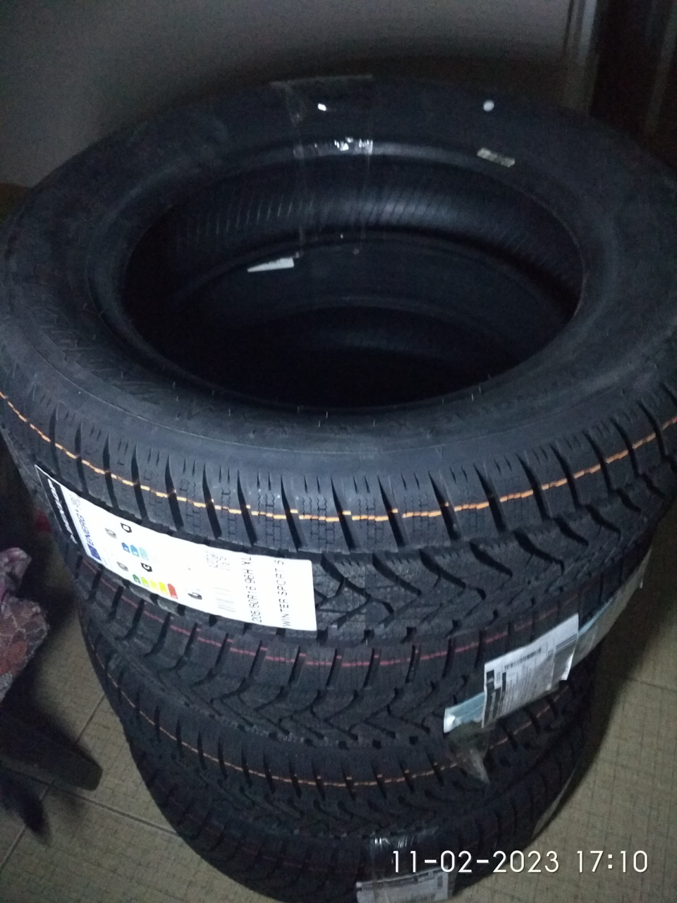 Нові зимові капці Dunlop 1