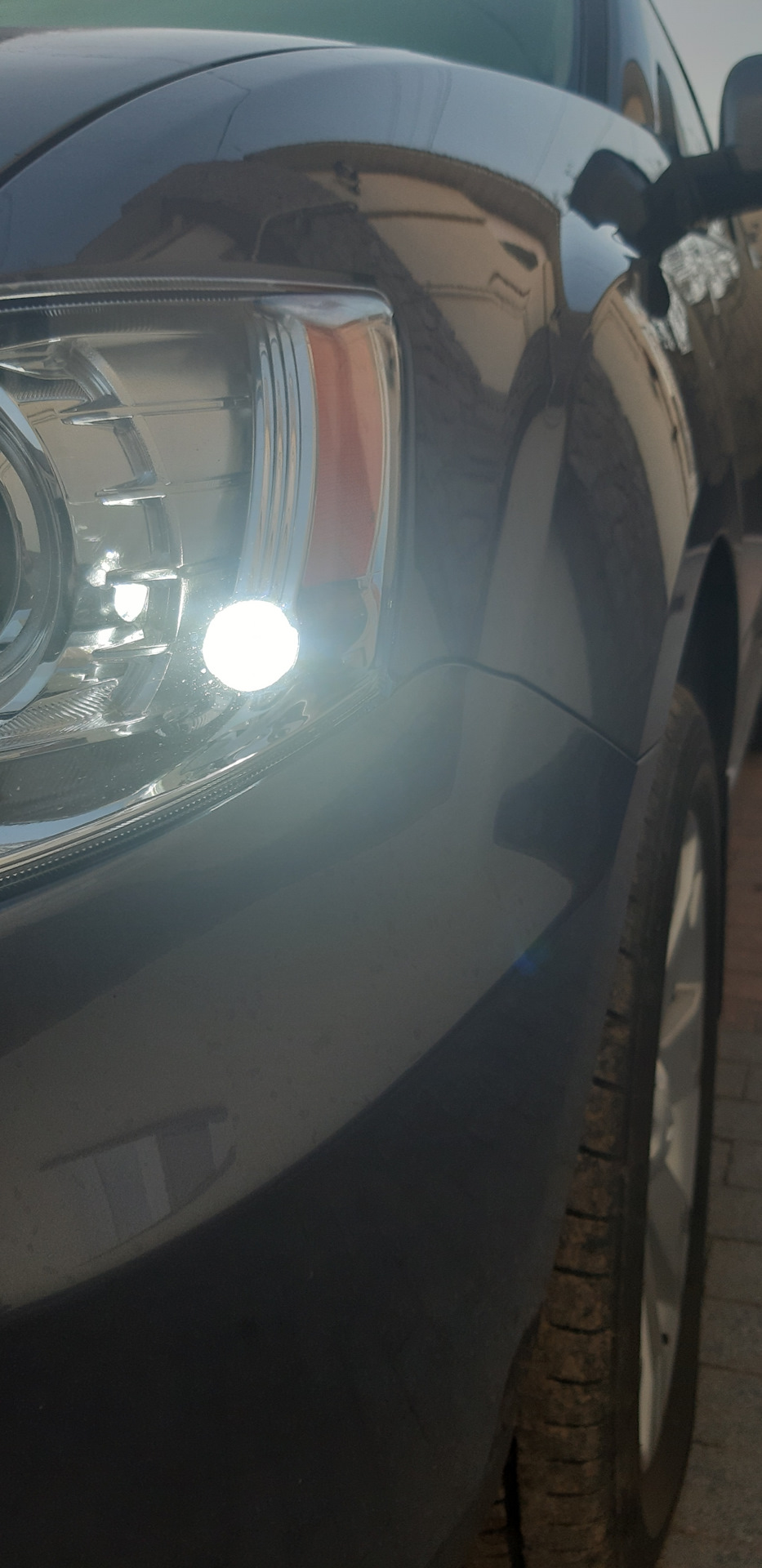 LED 1