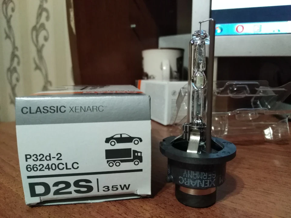 Заміна ксенонових ламп ближнього світла D2S