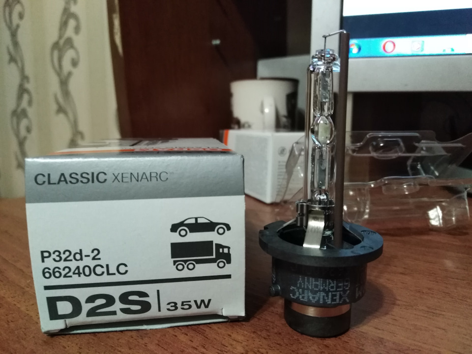 Заміна ксенонових ламп ближнього світла D2S 1