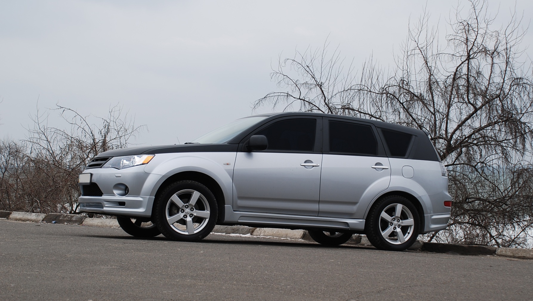 Outlander XL у 2 кольори 5