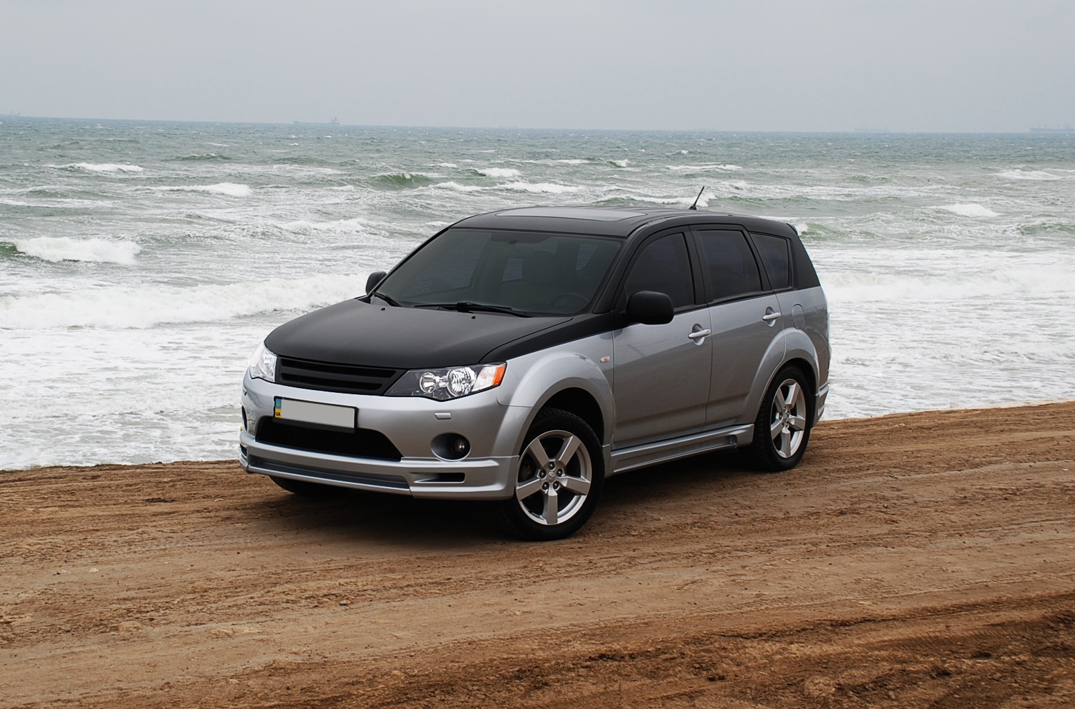Outlander XL у 2 кольори 4