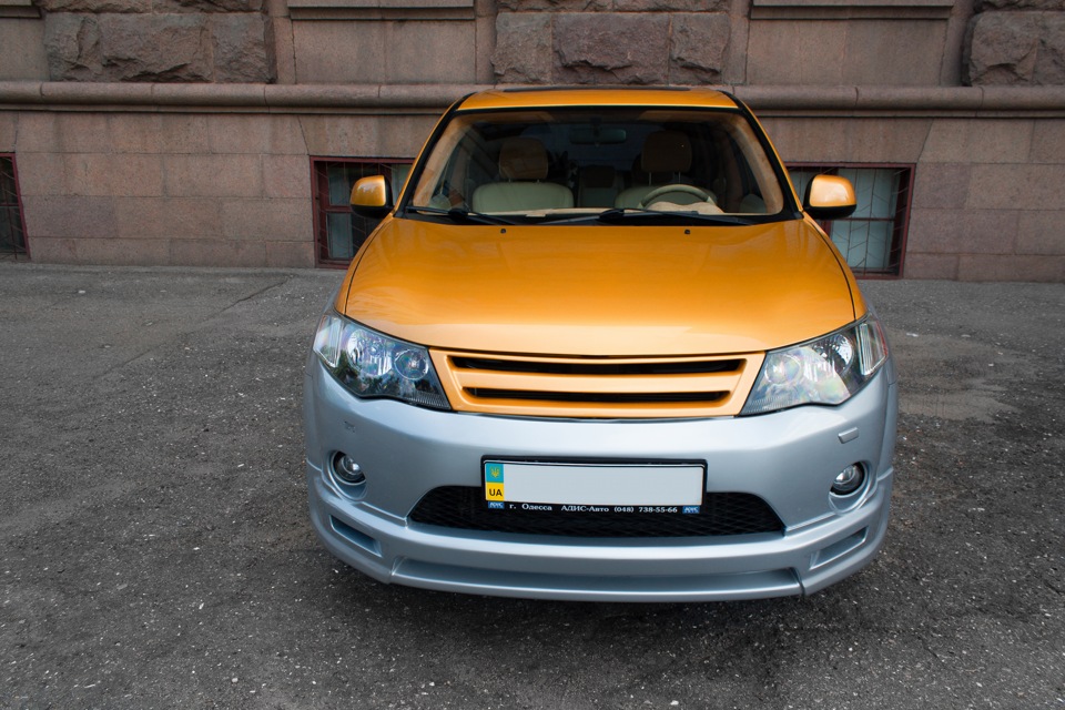 Two Mitsubishi X Три Цвета 4