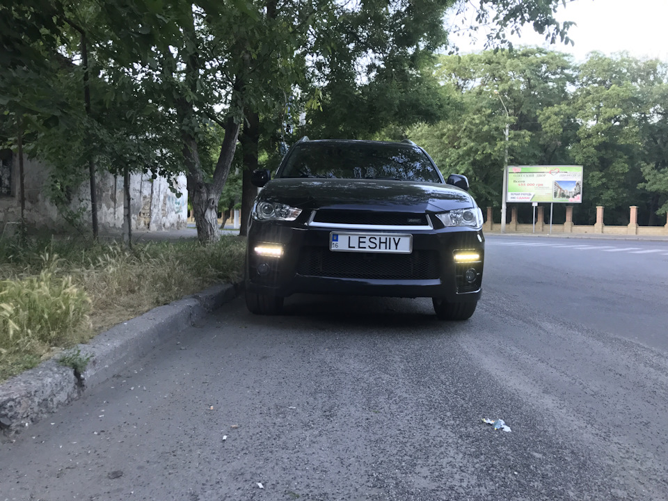 Багато просили фото того, як світять фари на машині. 2