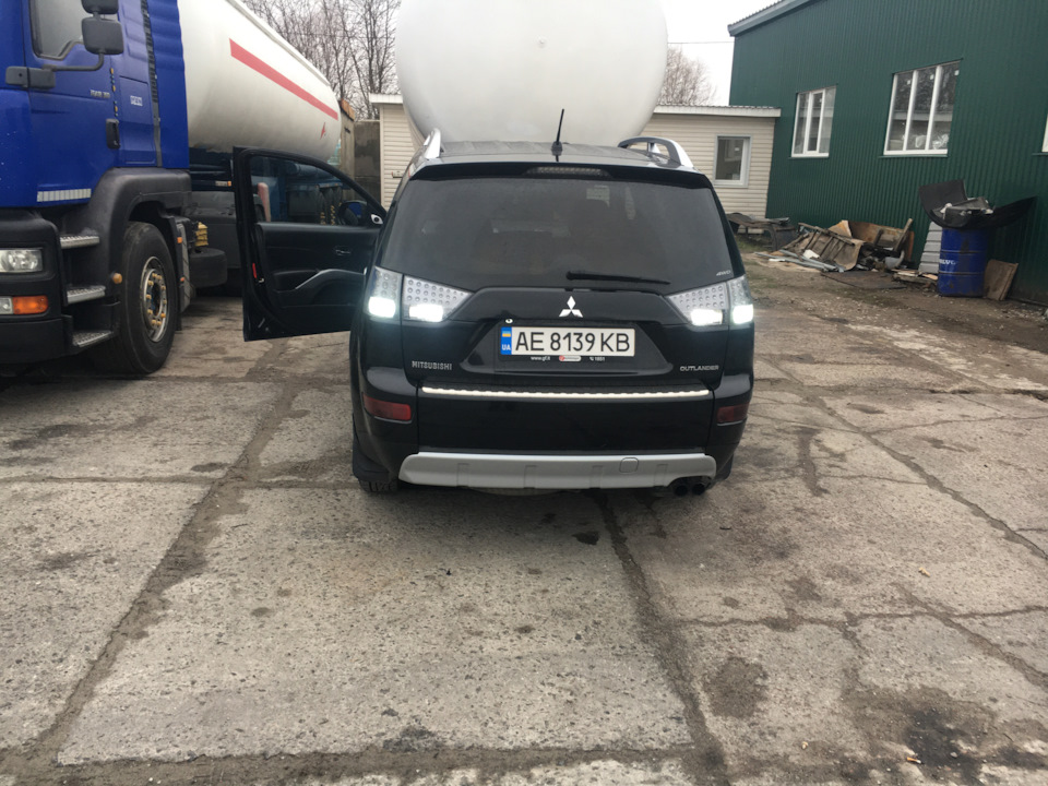 Світла багато не буває + зимові тапки 3