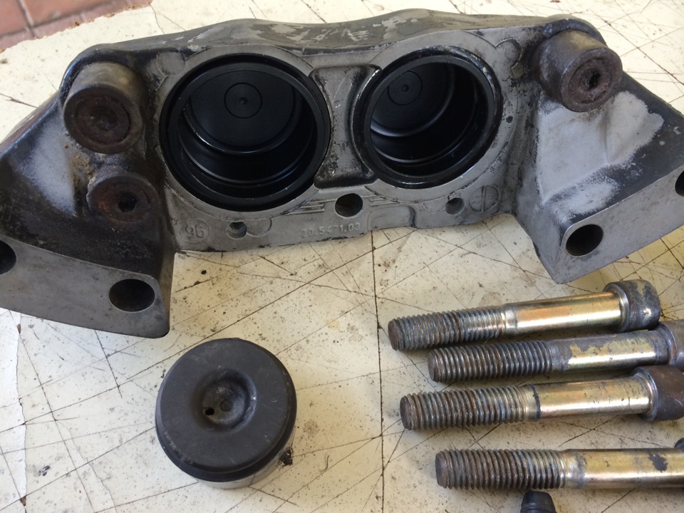 Передні гальма від BMW E38 Brembo! 5