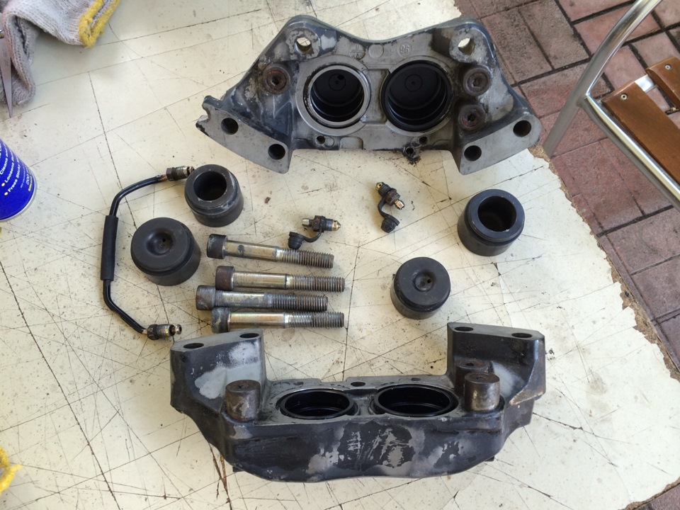 Передні гальма від BMW E38 Brembo! 2