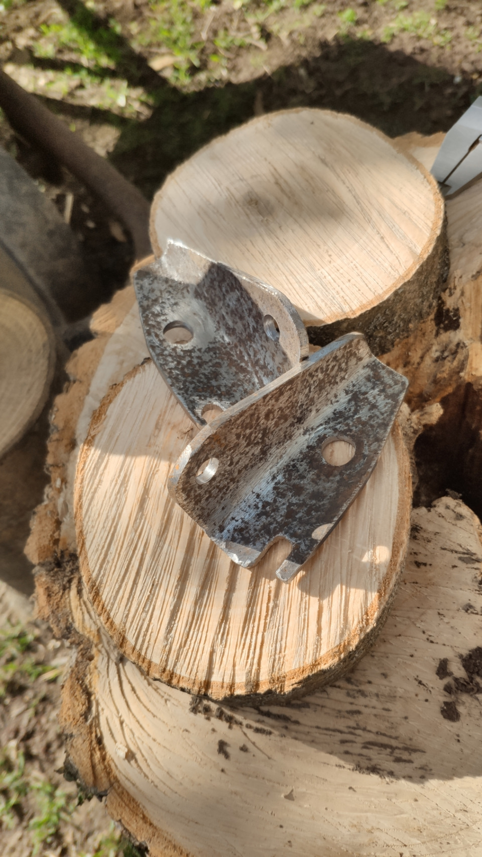 Газові упори капота. 5