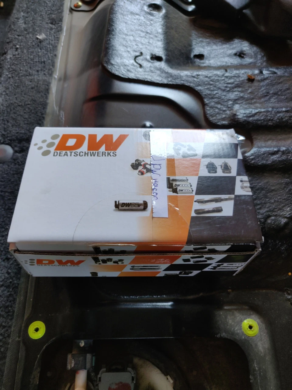 Deatschwerks DW200 Fuel Pump 255л/год