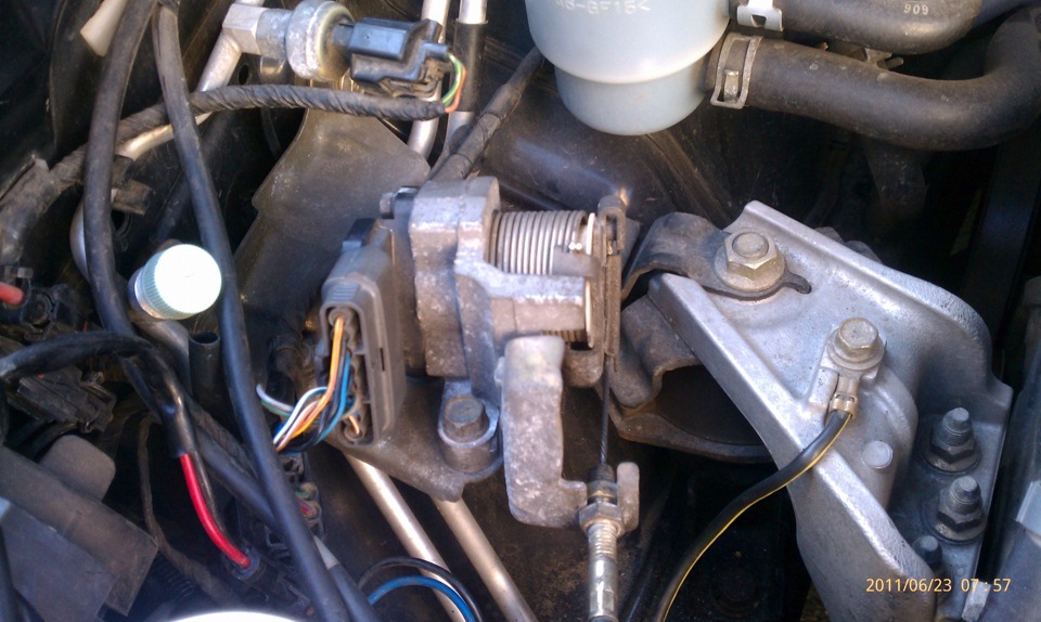 Загорівся Check Engine помилка P2138. 2