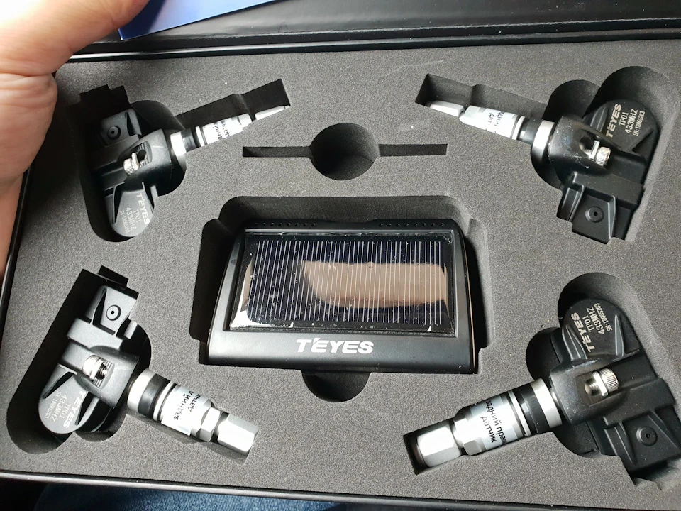 Датчик тиску в шинах TPMS