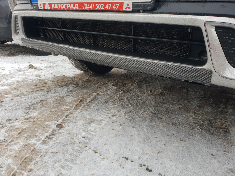 Захист губ переднього бампера 2