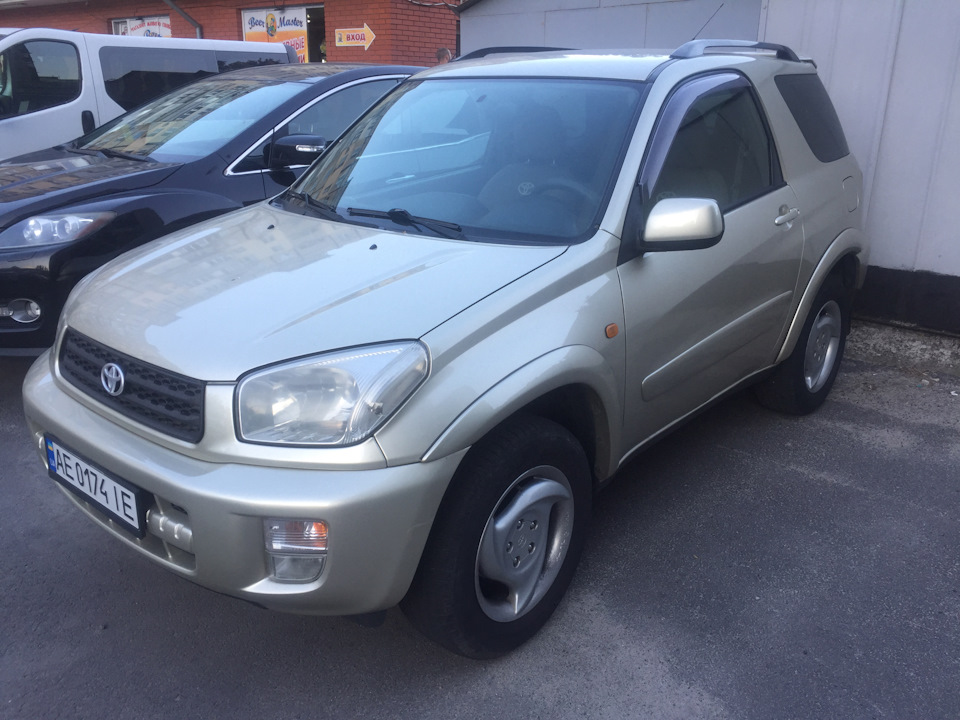 Продам Toyota RAV4 3