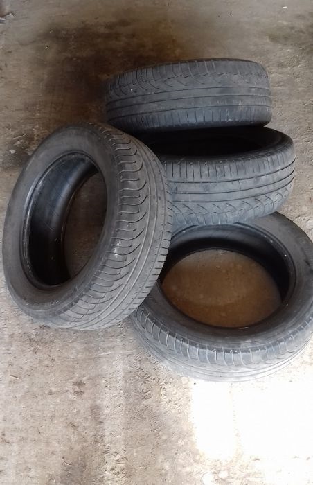 Додав трохи французького шарму японському авто. Літні шини 235/55 R17 Michelin Pilot Primacy. 2
