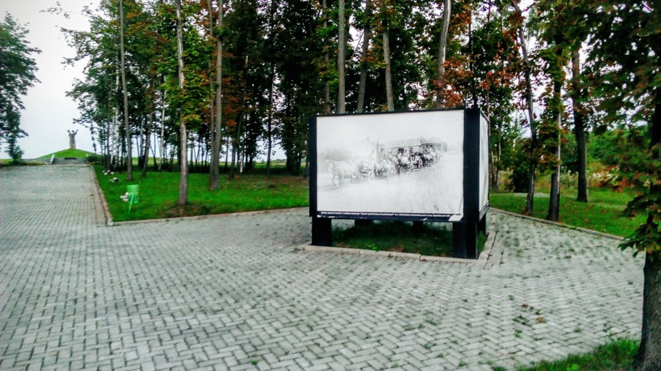 Меморіальний комплекс пам'яті жертв Голодомору в Україні (Харків). Велопрогулянка. 3