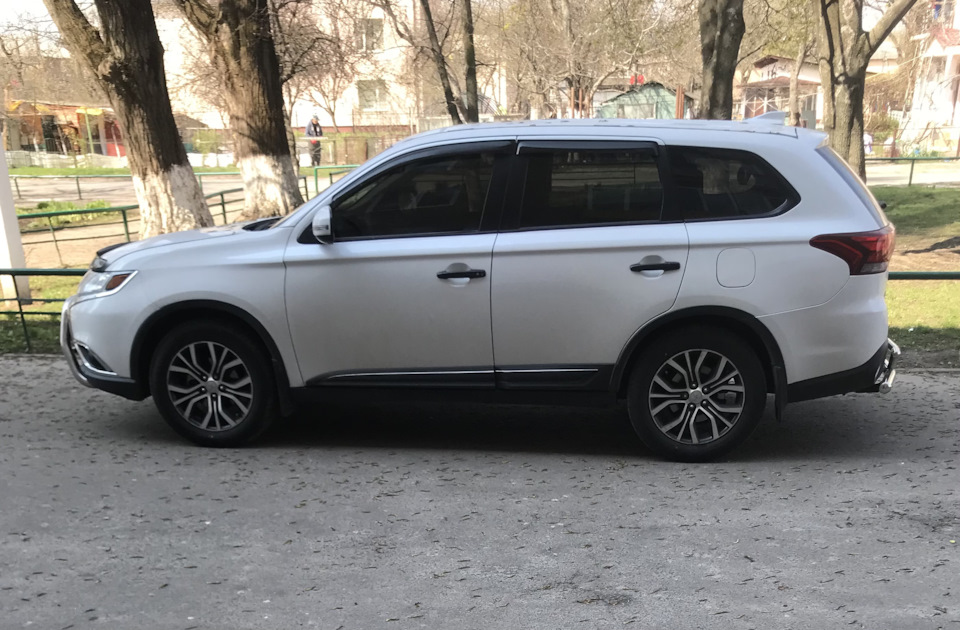 Захист заднього бампера 3