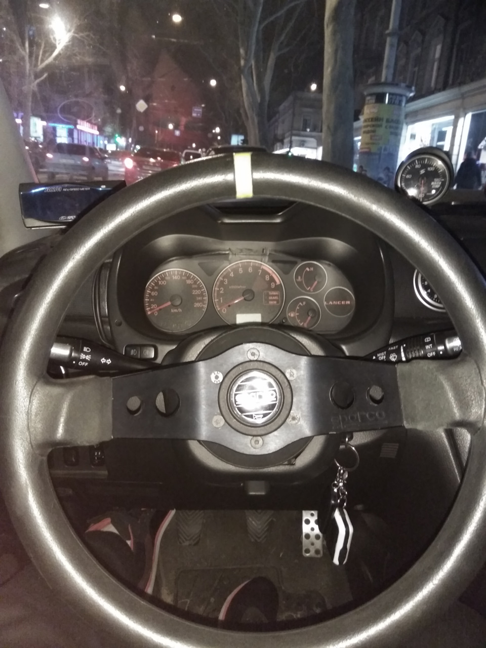 Змінив кермо на SPARCO 1