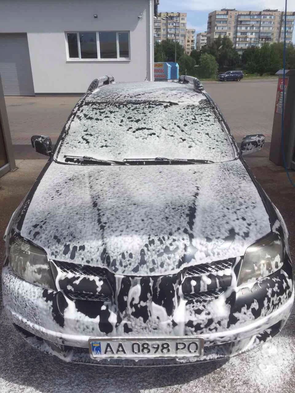 Помив, сфотографував)
