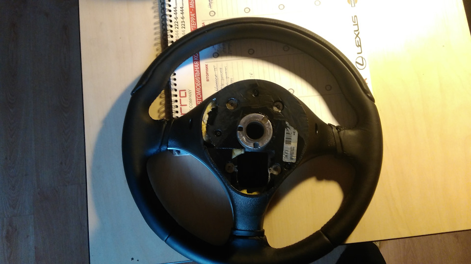 Руль MOMO 2