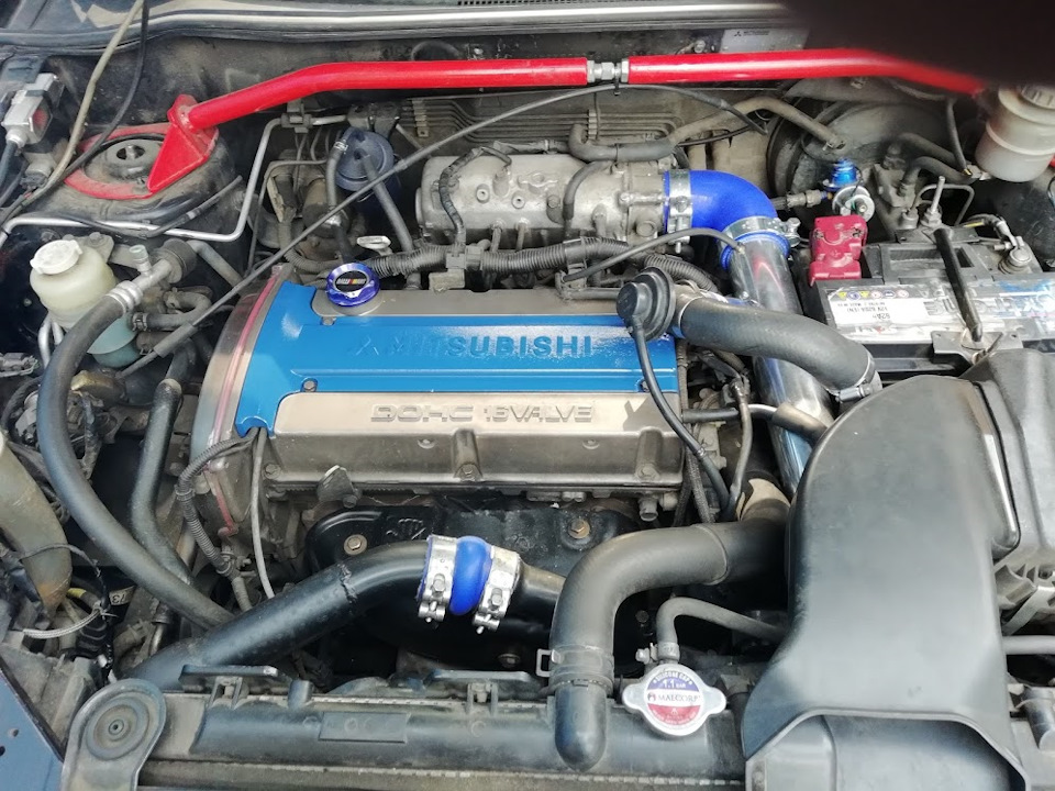 Задні гальмівні супорти EVO8 3