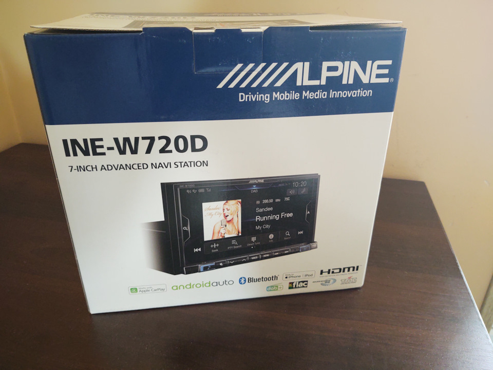 Голова Alpine INE-720D. Аудіофільський звук та speedcam'и. 1