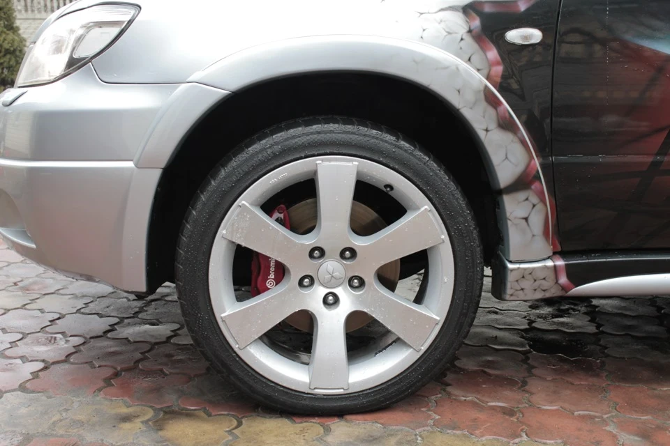 Новий вигляд - 235/40R19