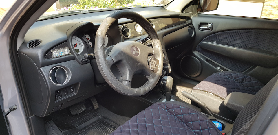 Автомобільні накидки з Алькантари 3