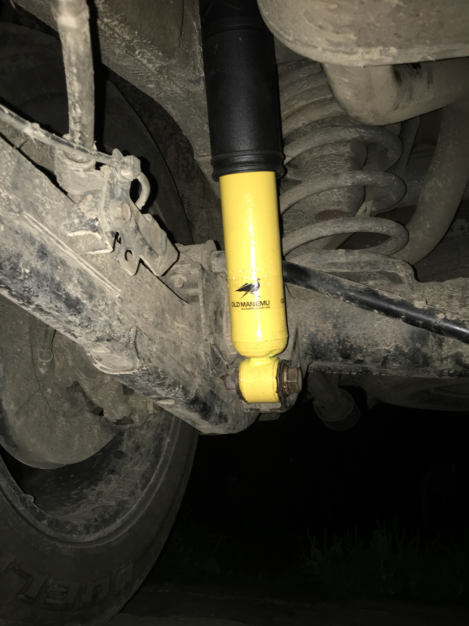 Змінив задні аморти 2