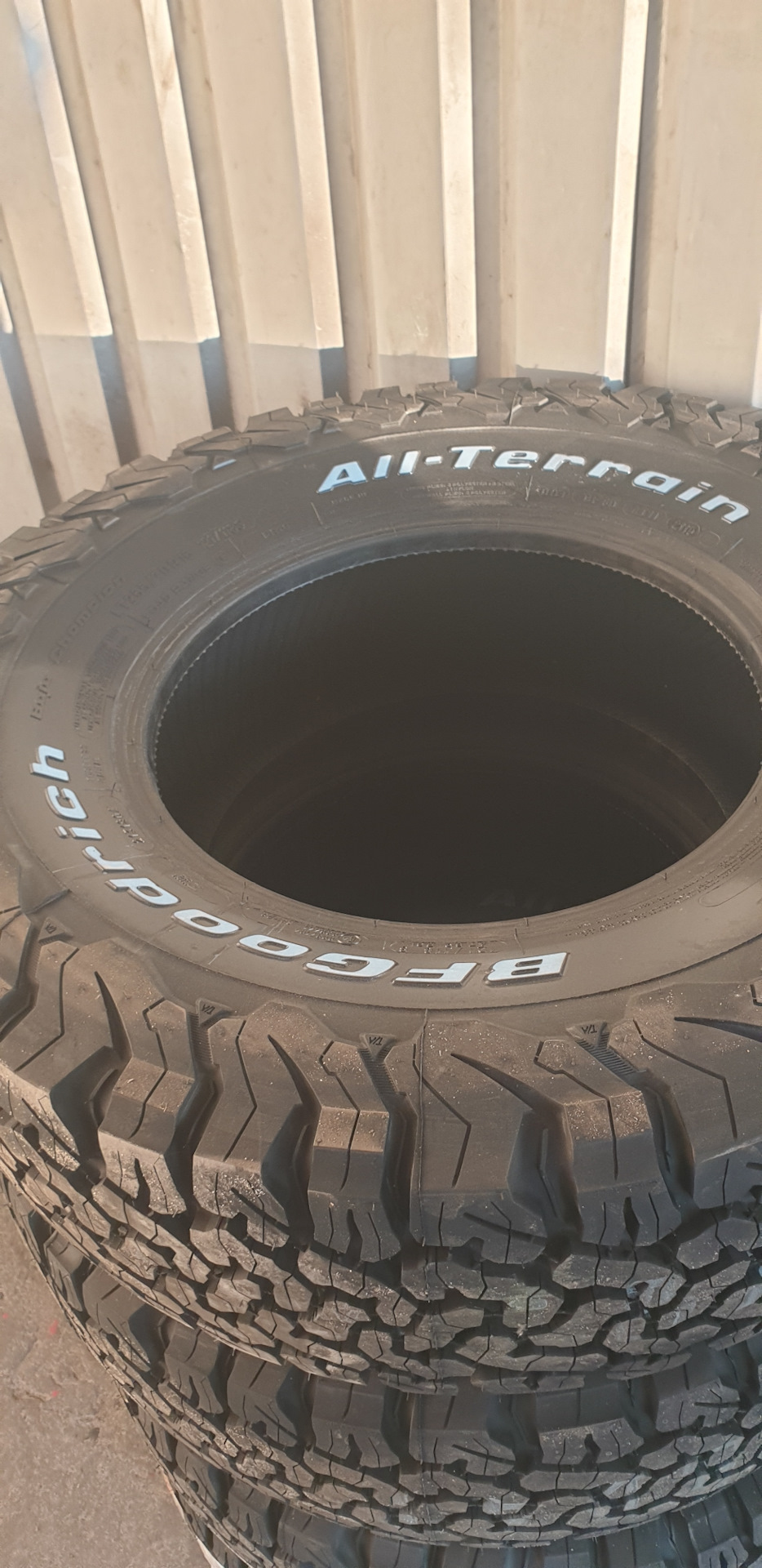 Перевзувся на BFgoodrich AT KO2 265 70 16 2