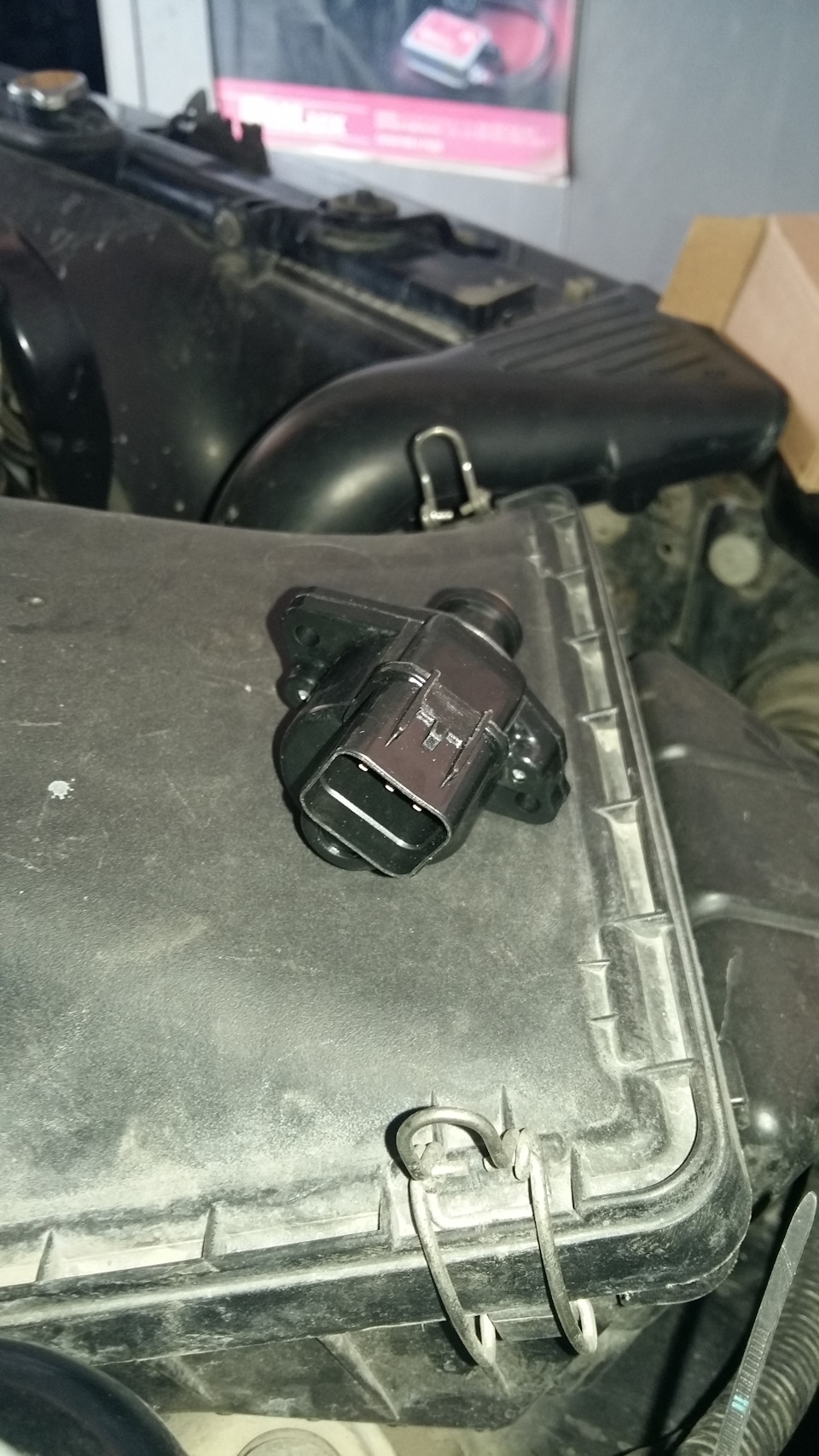 Заміна датчика холостого ходу 4