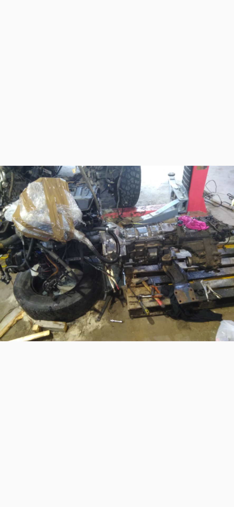 Встановлення двигуна BMW М57 на місце 4D 56 2