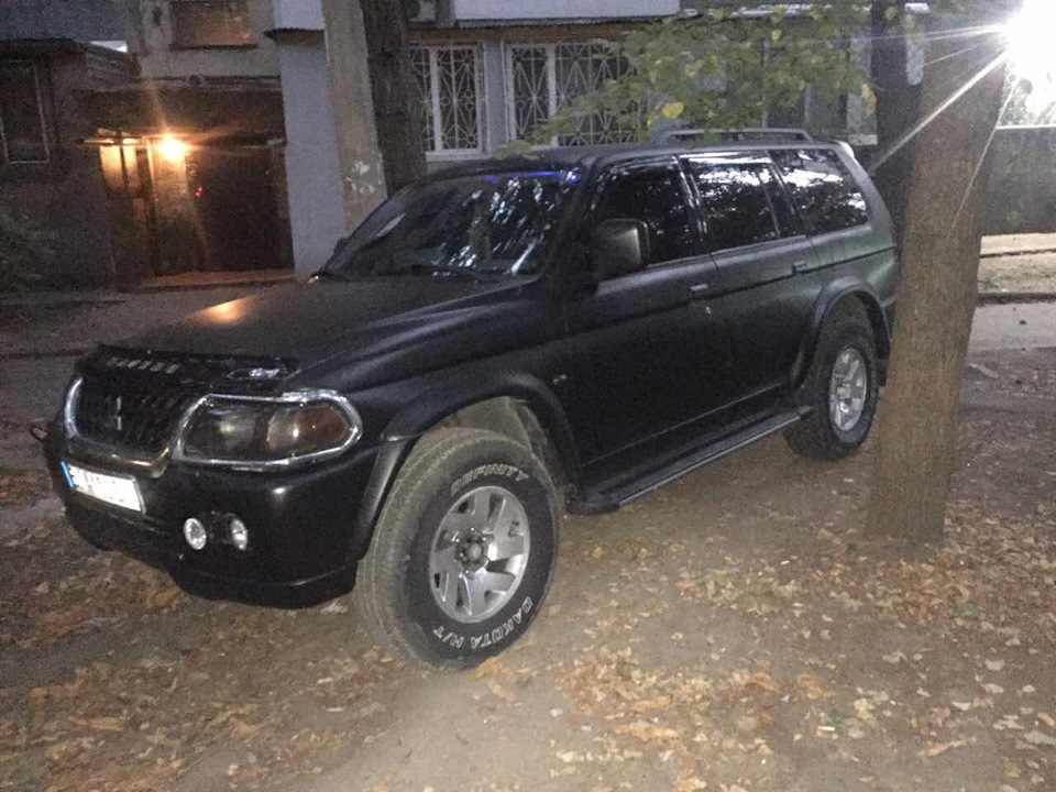 Знайомимося Pajero Sport 3.0 Бензин 1