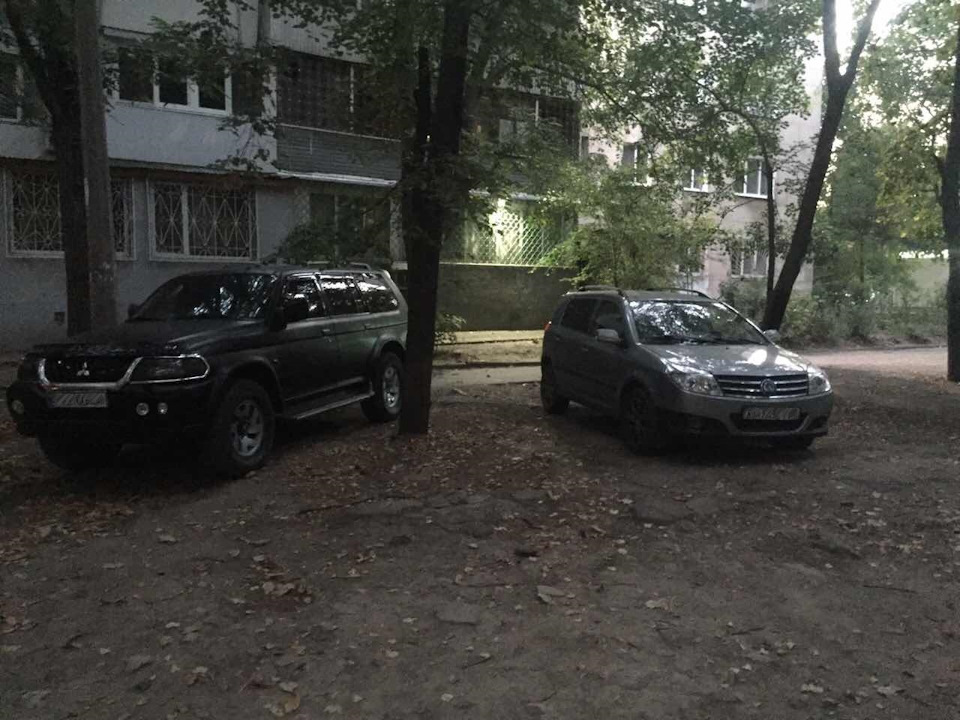 Знайомимося Pajero Sport 3.0 Бензин 2