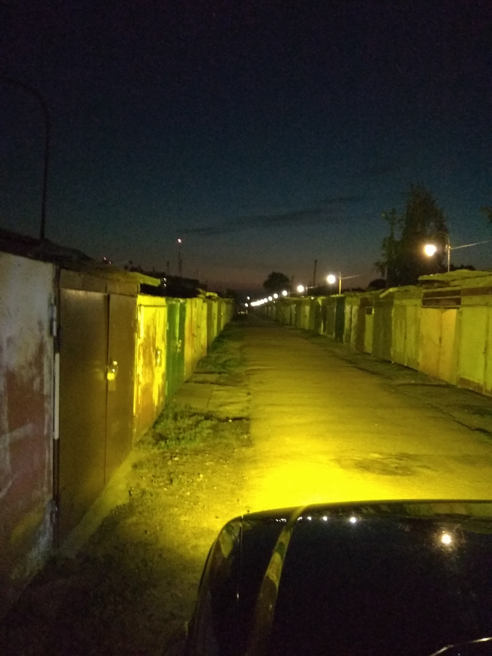 Люстра під номерний знак 2