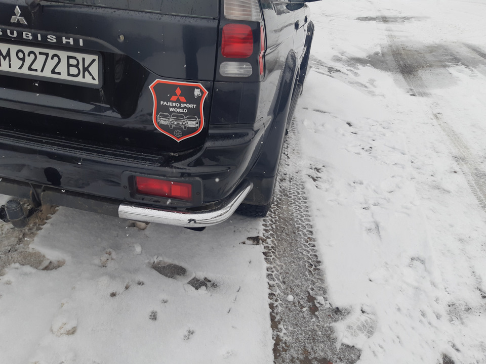 Куточки на Pajero Sport 4