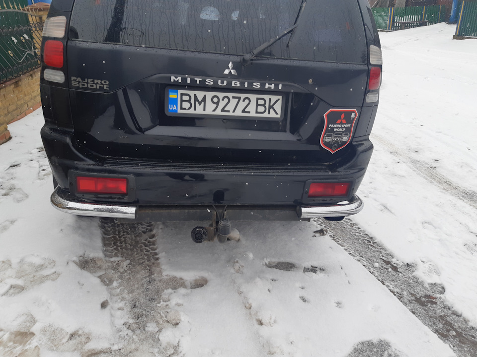 Куточки на Pajero Sport 2